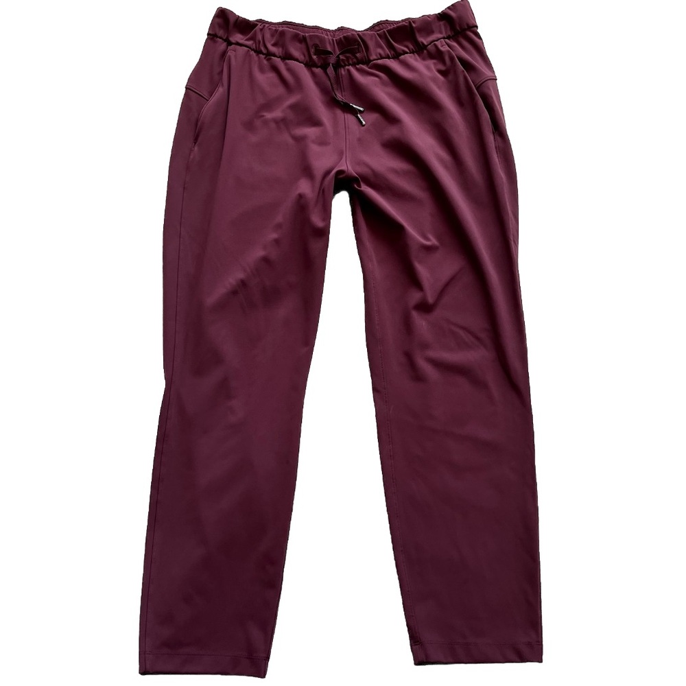 LULULEMON On the Fly 7/8 Pant Size 10 Athleisure Active Trendy Stylish Casual